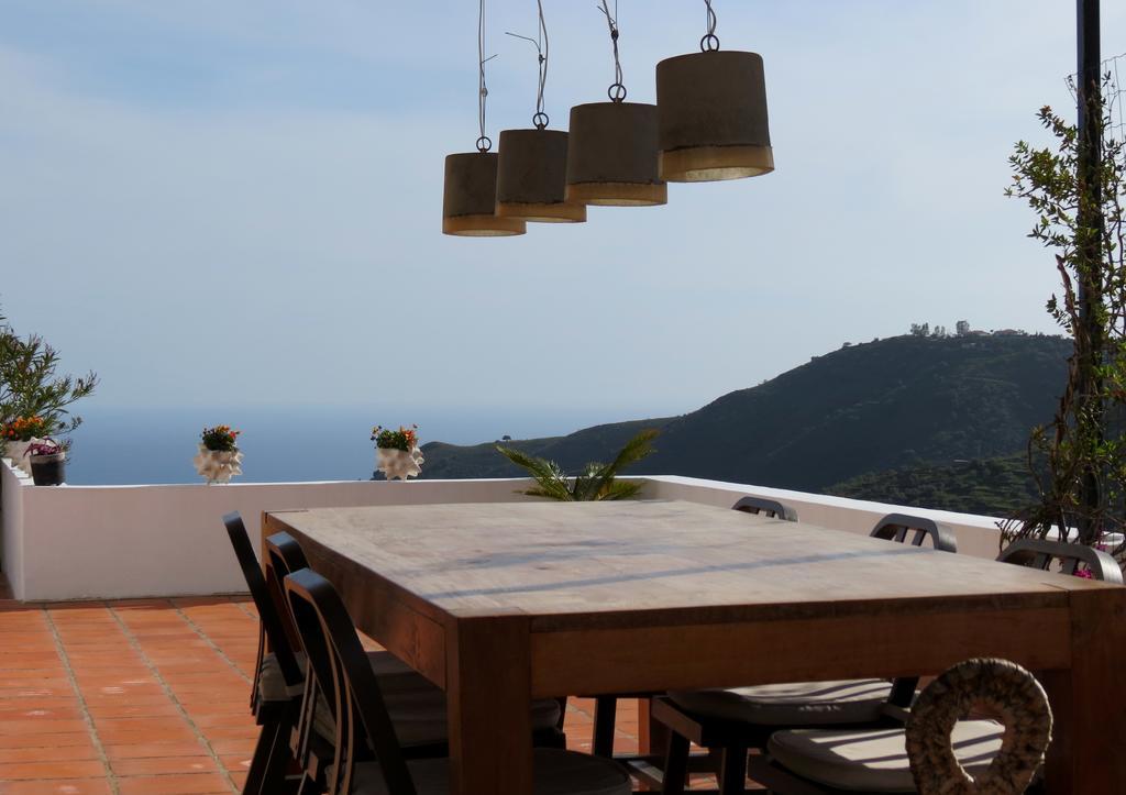 Casa Los Dos (Adults Only) Sayalonga エクステリア 写真