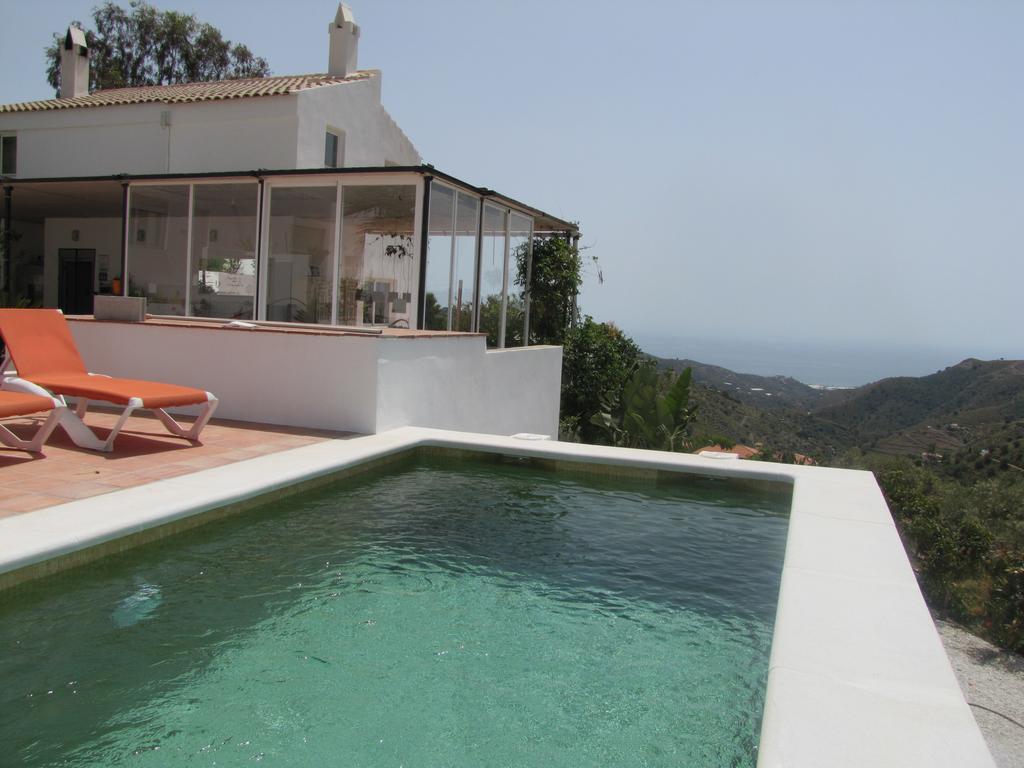 Casa Los Dos (Adults Only) Sayalonga エクステリア 写真